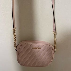 Michael kors crossbody bag